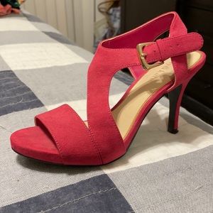 Pink heels